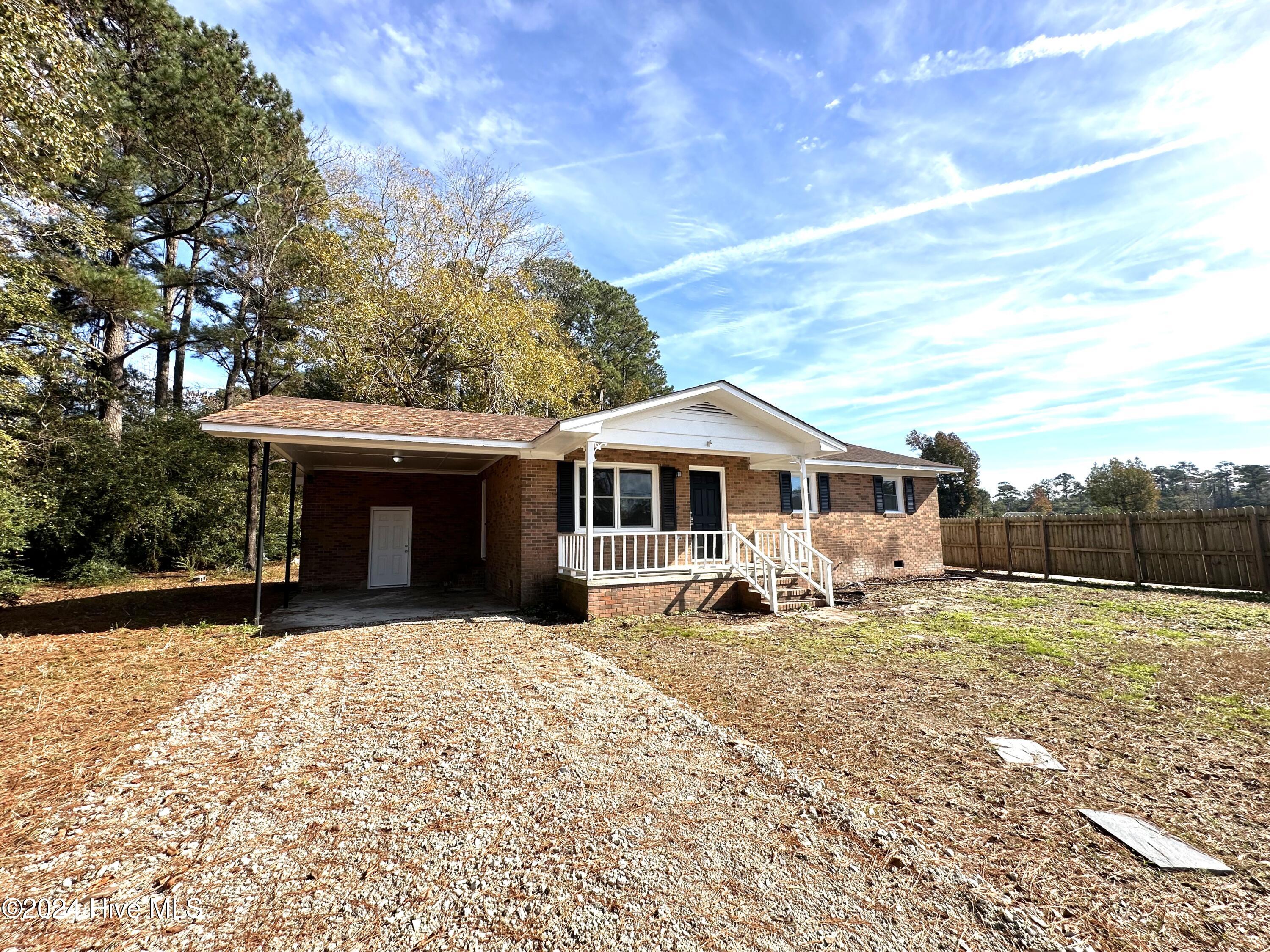 116 Kellumtown Road Hubert, NC 28539 - Photo 4 of 25 IMG_2226
