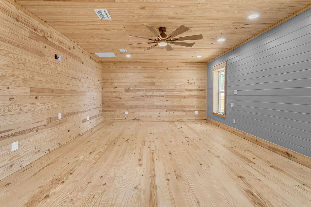 498 Alabama Street Crestview, FL 32536 - Photo 12 of 37 JD-22