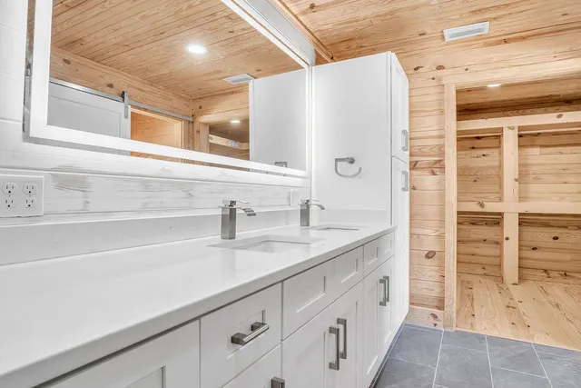 $485,000 | 498 Alabama Street, Crestview, FL 32536