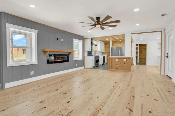 $399,900 | 498 Alabama Street, Crestview, FL 32536