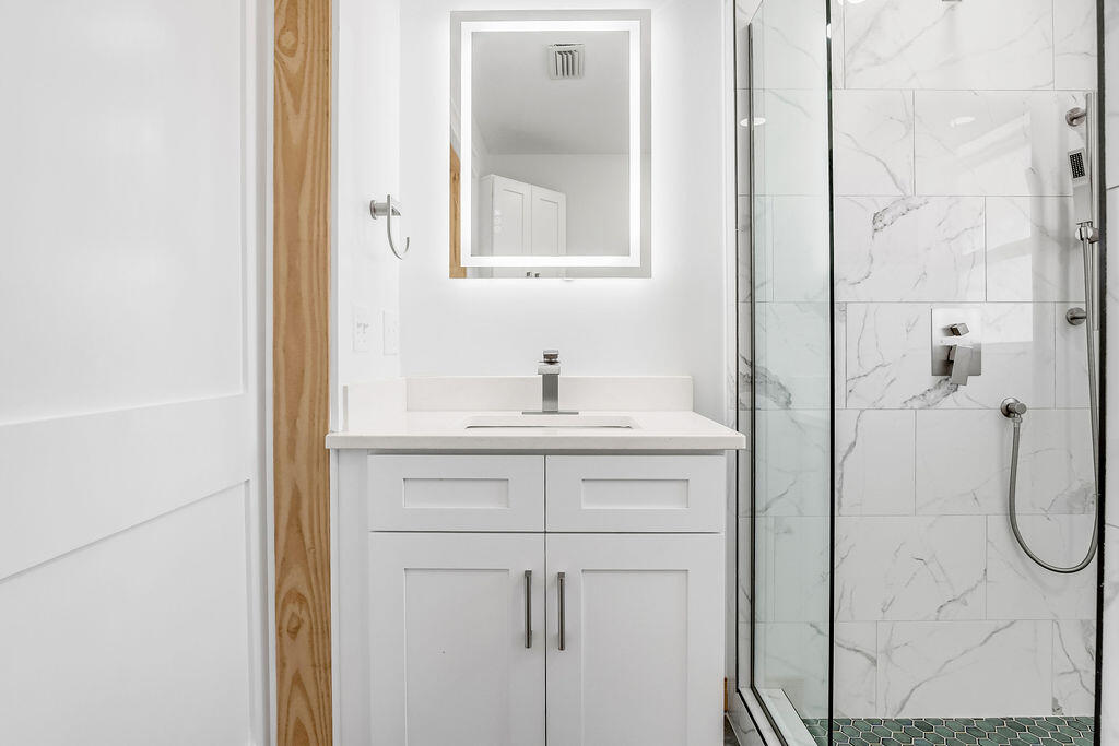 498 Alabama Street Crestview, FL 32536 - Photo 28 of 37 JD-11