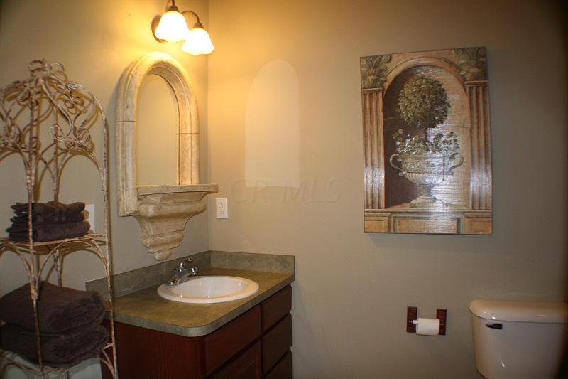 7719 Fairview Road Mount Vernon, OH 43050 - Photo 16 of 25 Gallery Image 16