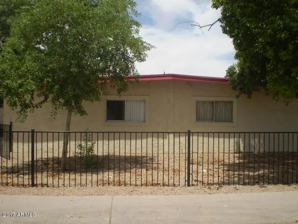 $1,049 | 7010 North 68th Drive, Unit 1, Glendale, AZ 85303