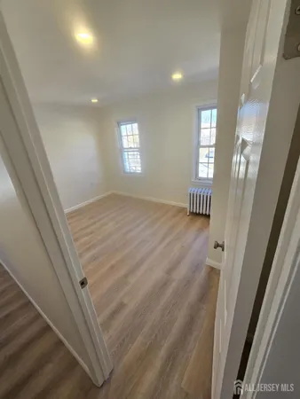$2,500 | 635 Linden Avenue, Woodbridge, NJ 07095