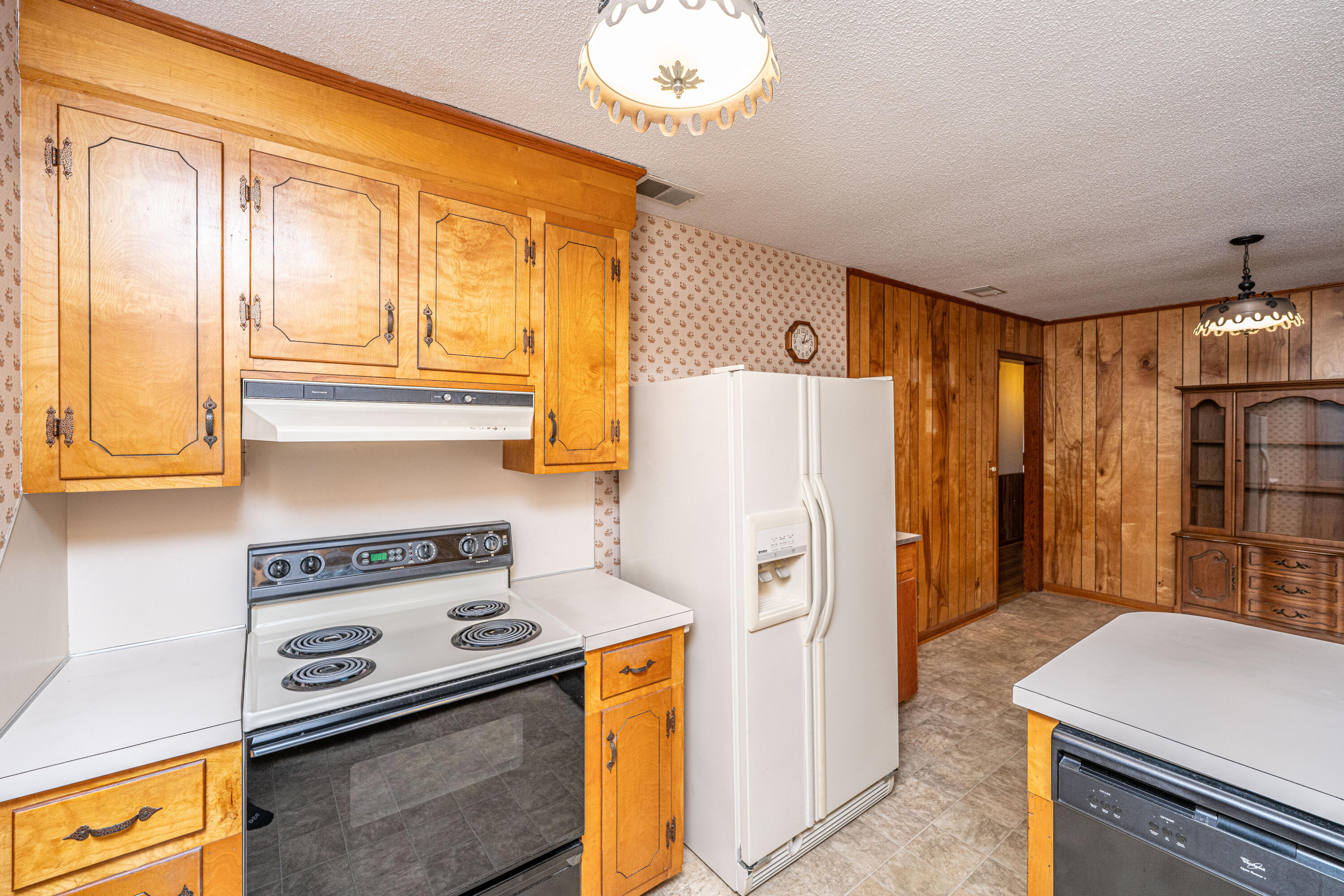 904 Randall Drive Mount Pleasant, SC 29464 - Photo 5 of 24 Ran kitchen5
