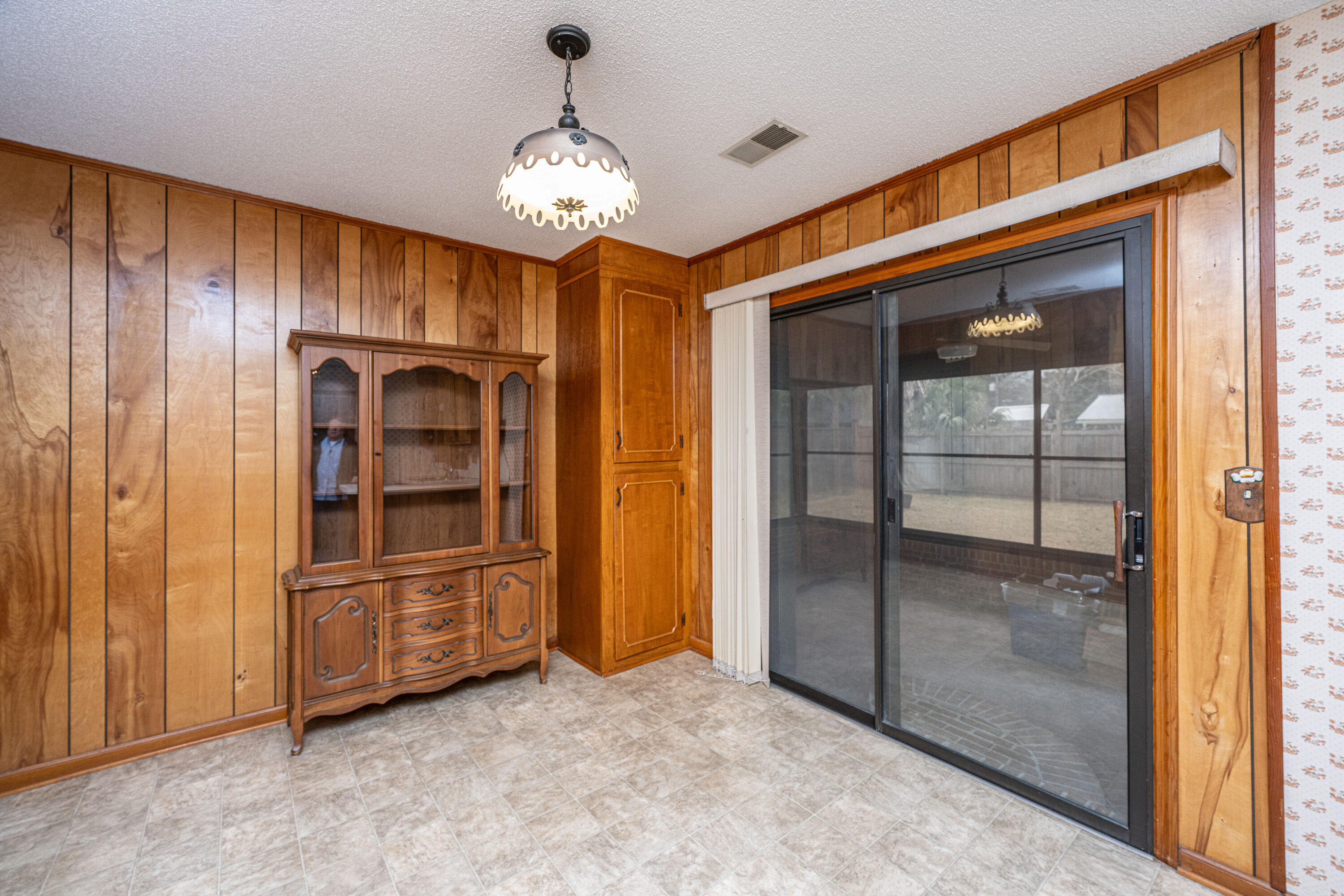 904 Randall Drive Mount Pleasant, SC 29464 - Photo 7 of 24 Ran kitchen2
