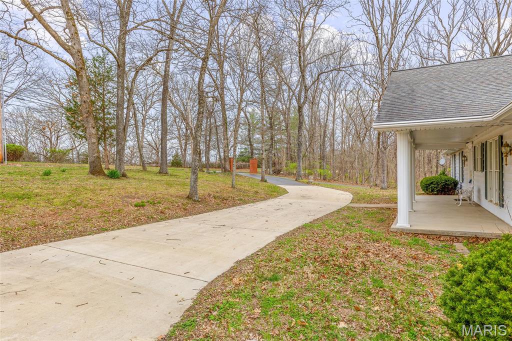 2122 Plattin Road Festus, MO 63028 - Photo 11 of 34