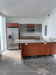 $325,000 | 185 Southwest 7th Street, Unit 3900, Miami, FL 33130