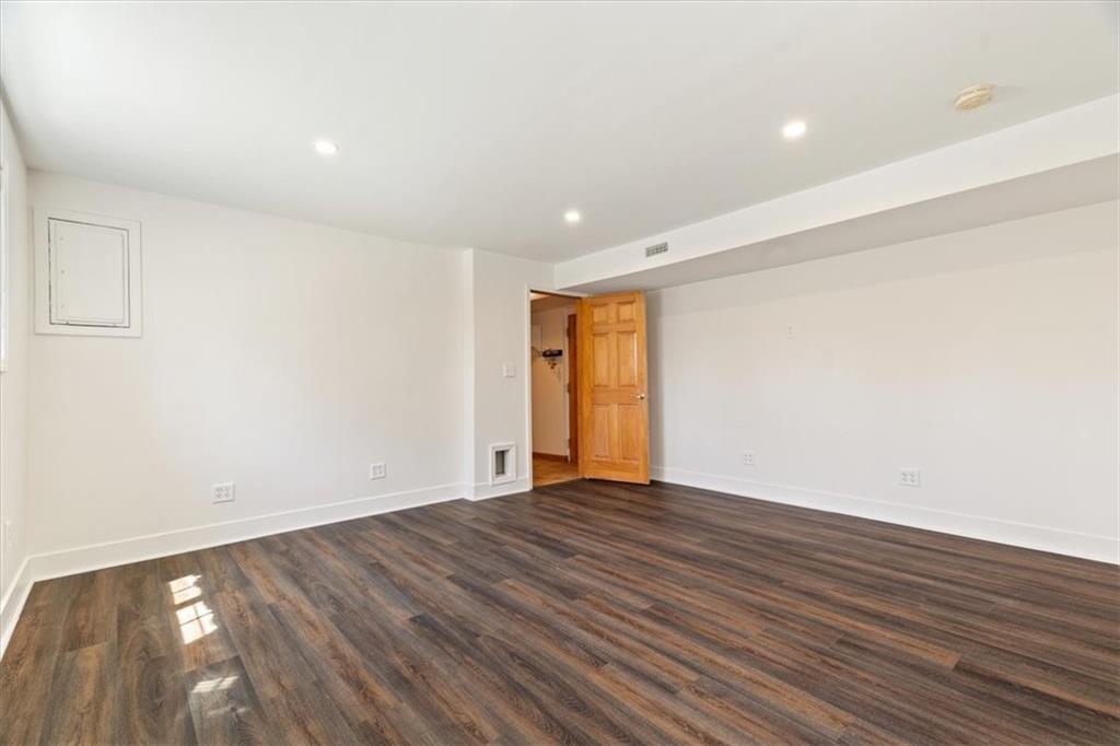 304 Forest Ridge Drive Pittsburgh, PA 15221 - Photo 18 of 33 Gallery Image 18
