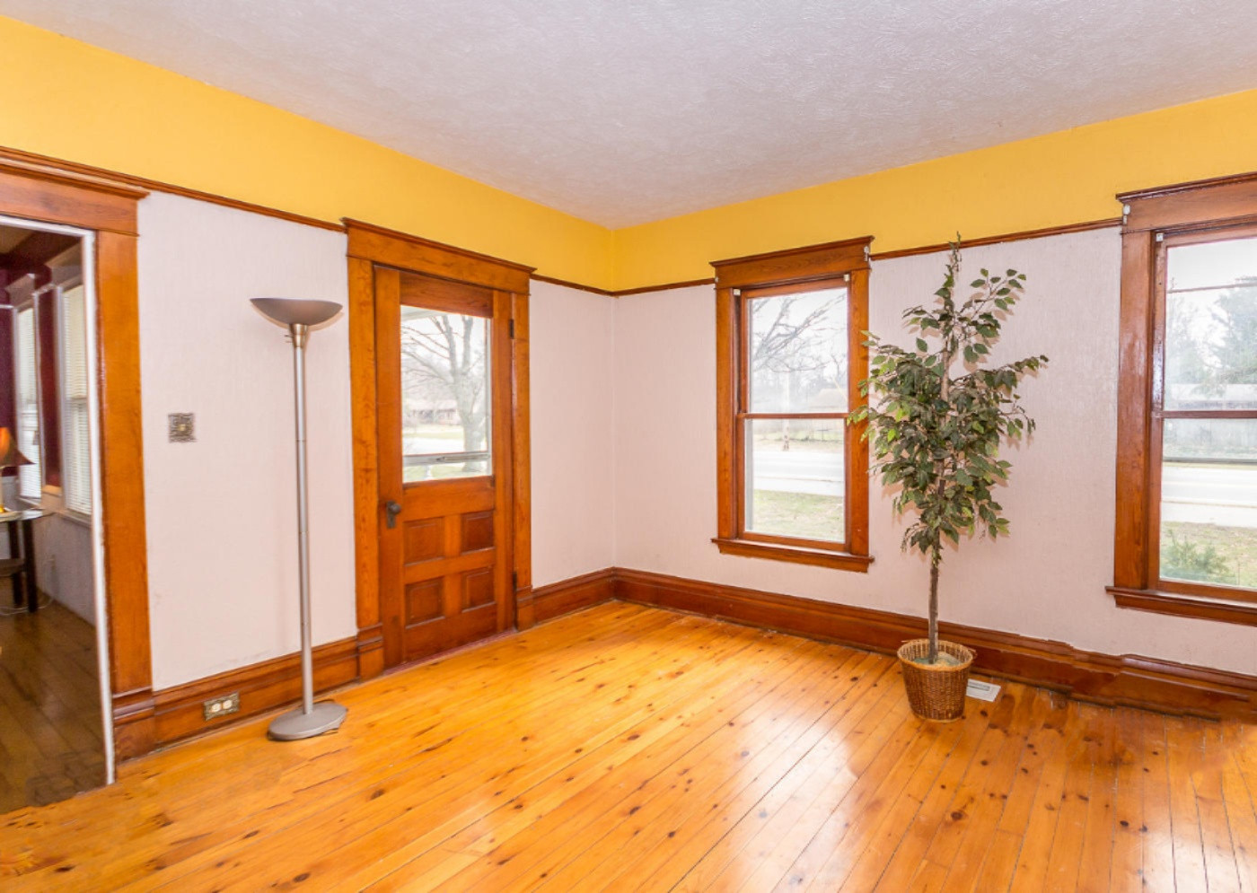 381 Riley Street Holland, MI 49424 - Photo 3 of 26 UN8A8884