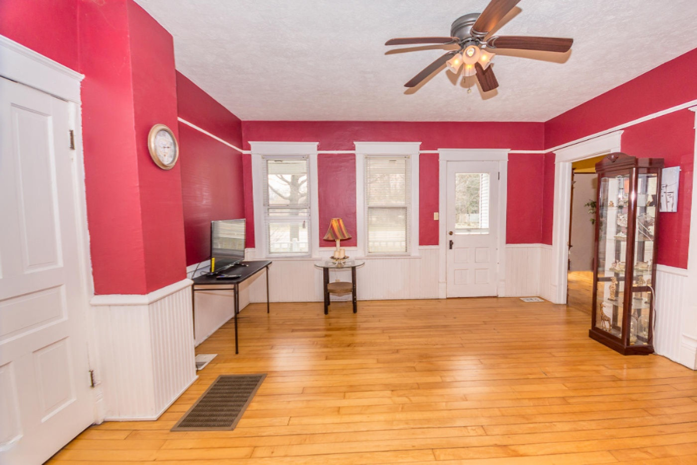 381 Riley Street Holland, MI 49424 - Photo 5 of 26 UN8A8889