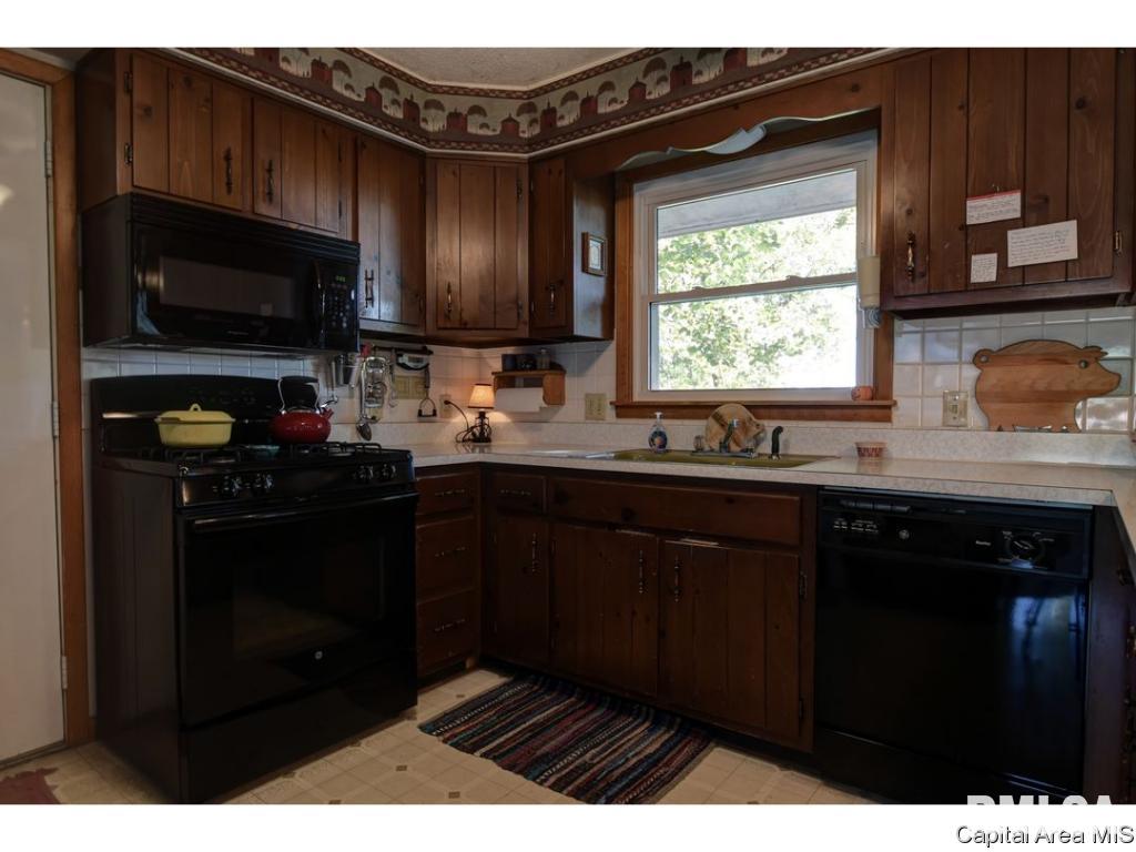 104 Maple Lane Rochester, IL 62563 - Photo 11 of 36
