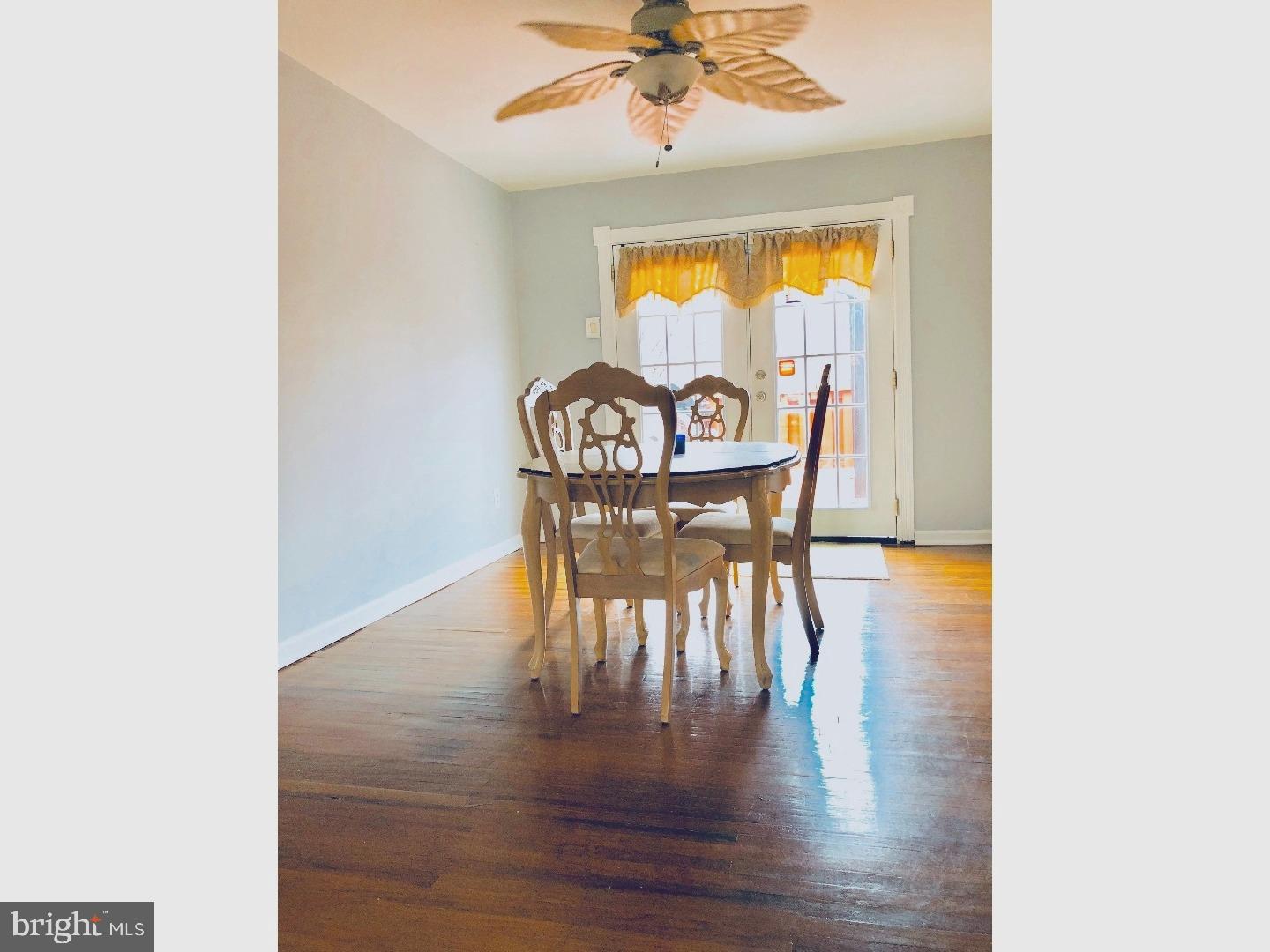 3557 Teton Road Philadelphia, PA 19154 - Photo 6 of 24 Dining Room