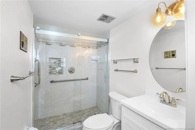 $3,000 | 7410 South Ocean Drive, Unit 107, Jensen Beach, FL 34957