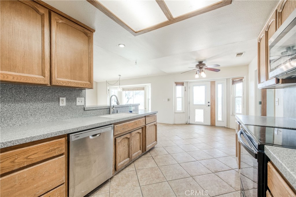 24620 Auberry Road Clovis, CA 93619 - Photo 28 of 42