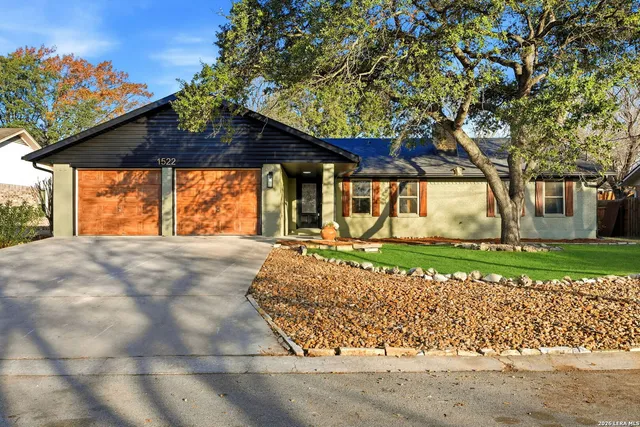 $339,900 | 1522 Devin Drive, New Braunfels, TX 78130