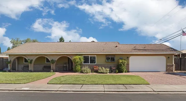 $525,000 | 18946 Lambert Way, Lockeford, CA 95237