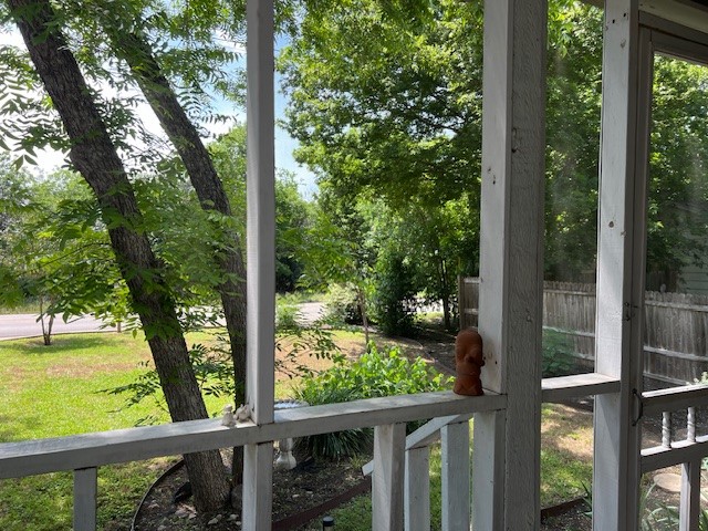 1505 Maple Street Georgetown, TX 78626 - Photo 2 of 20