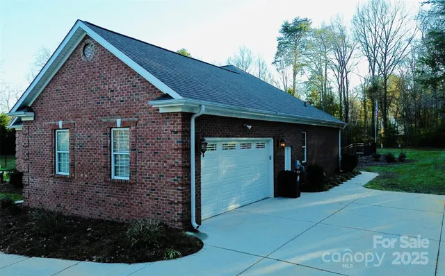 $574,900 | 1266 Oak Grove Lane, Salisbury, NC 28146