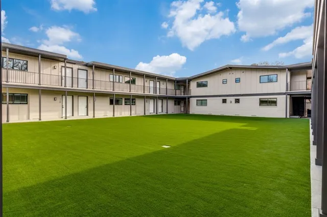 $1,475 | 5917 Gaston Avenue, Unit 115, Dallas, TX 75214