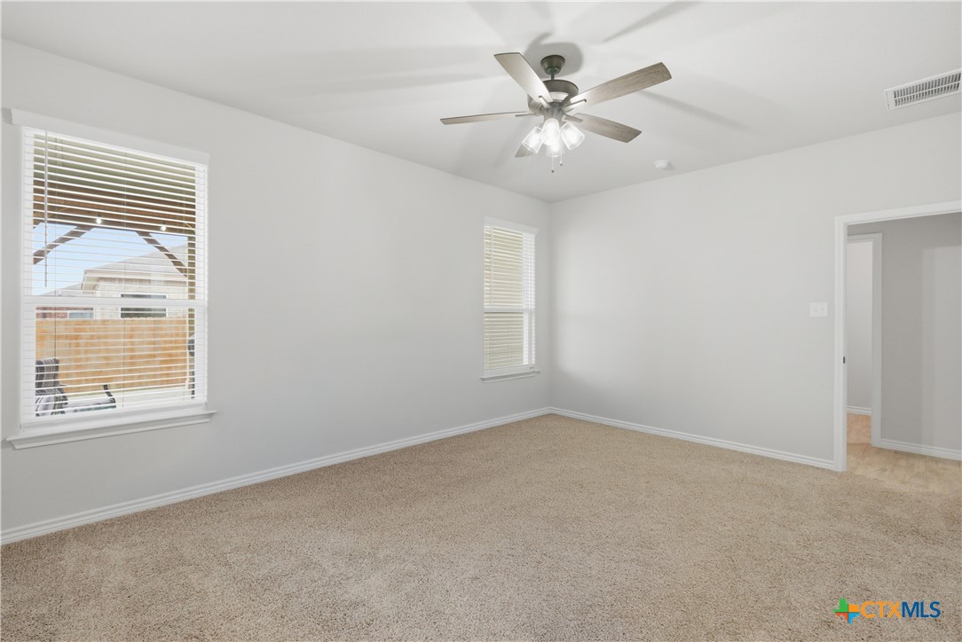 3201 Hedwig Street Killeen, TX 76549 - Photo 16 of 38 an empty room with a window