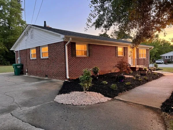 $249,900 | 300 Mimosa Drive, Gaffney, SC 29341