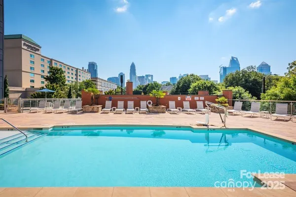 $1,442 | 902 West 4th Street, Unit GROVE, Charlotte, NC 28202