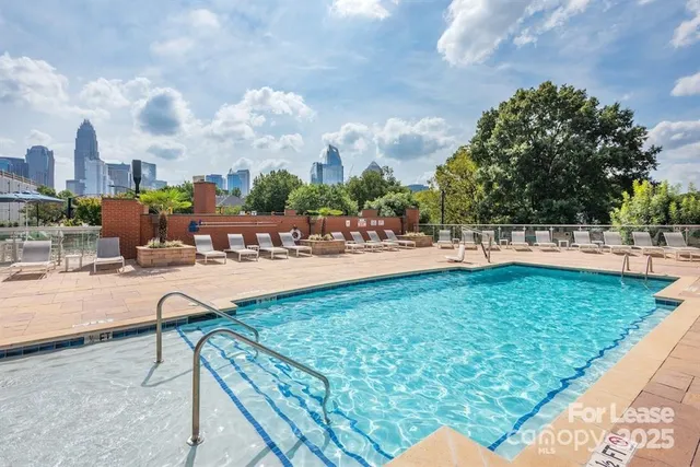 $1,230 | 902 West 4th Street, Unit GROVE, Charlotte, NC 28202