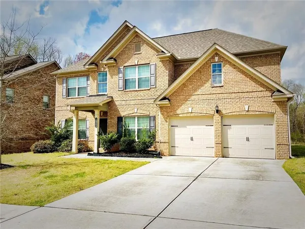 $2,400 | 954 Spanish Moss Trail, Loganville, GA 30052
