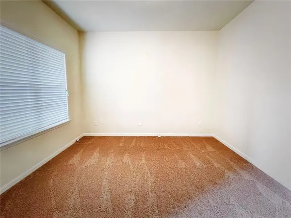 $2,400 | 954 Spanish Moss Trail, Loganville, GA 30052