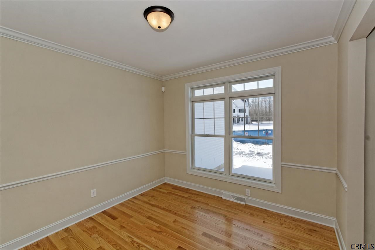 26 Charterpoint Road Colonie, NY 12189 - Photo 4 of 24 Photo 4