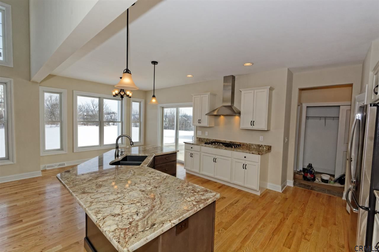 26 Charterpoint Road Colonie, NY 12189 - Photo 7 of 24 Photo 7