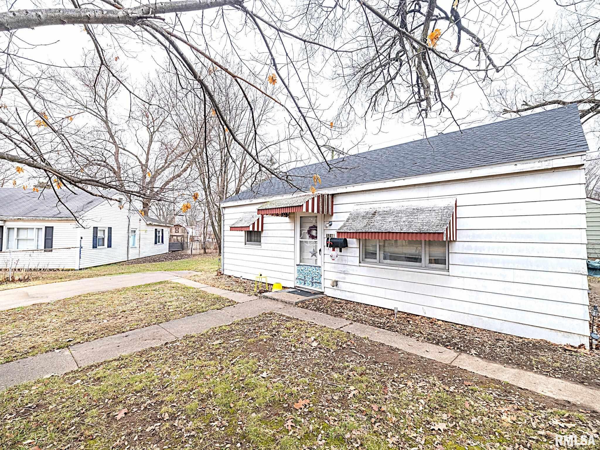 3214 West Proctor Place Peoria, IL 61605 - Photo 4 of 26