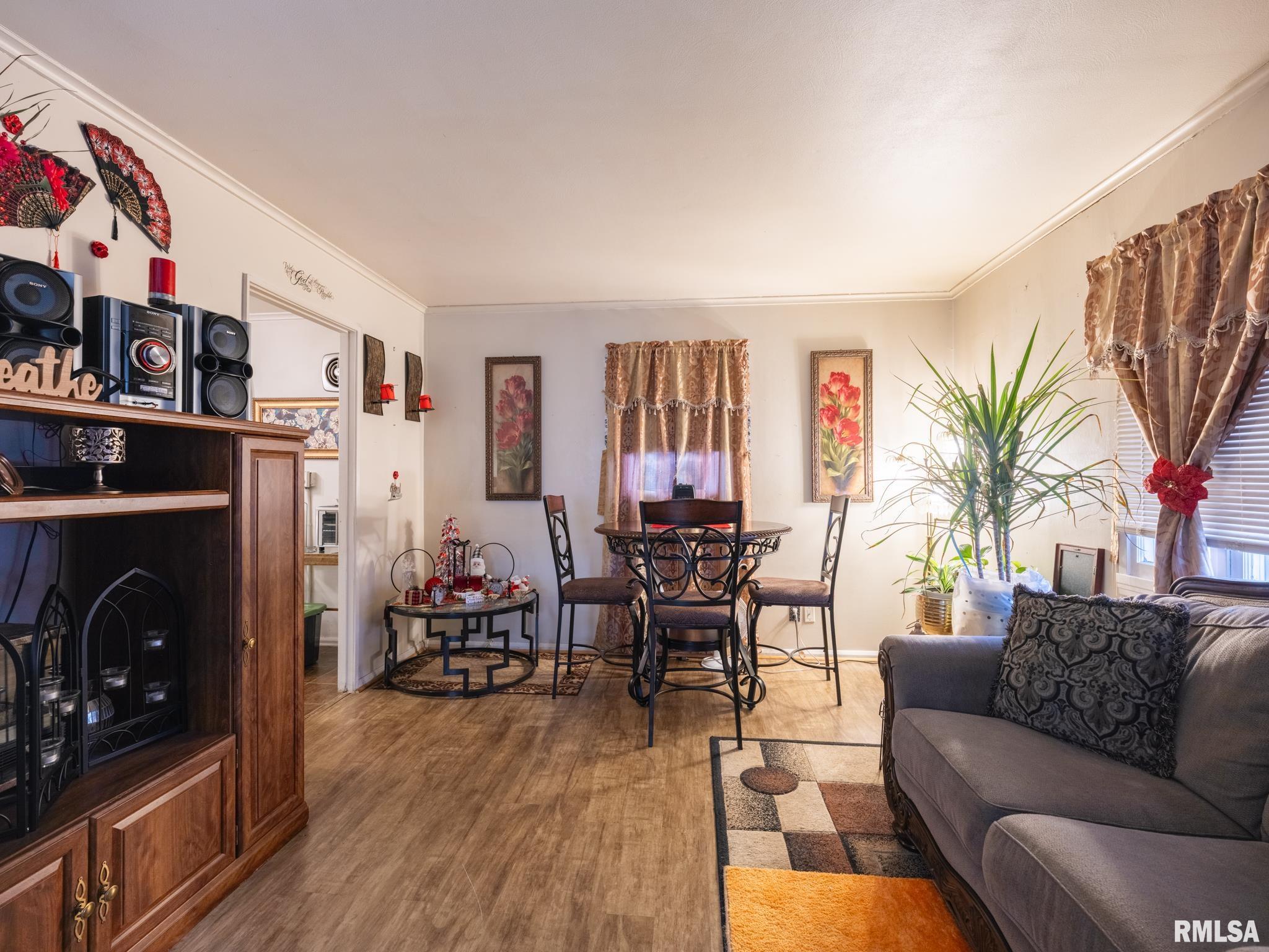 3214 West Proctor Place Peoria, IL 61605 - Photo 7 of 26