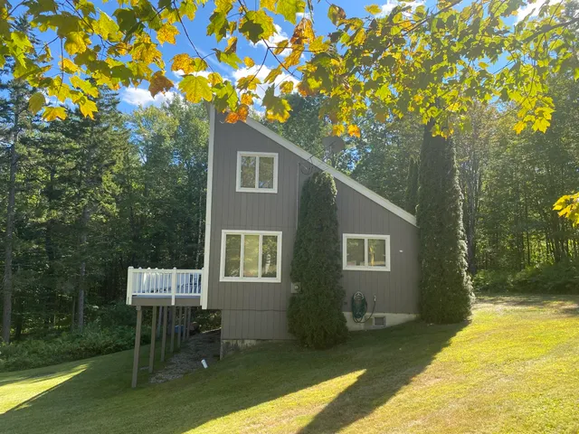 $445,000 | 1587 Upper Holbrook Road, Jacksonville, VT 05342