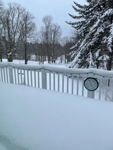 $445,000 | 1587 Upper Holbrook Road, Jacksonville, VT 05342