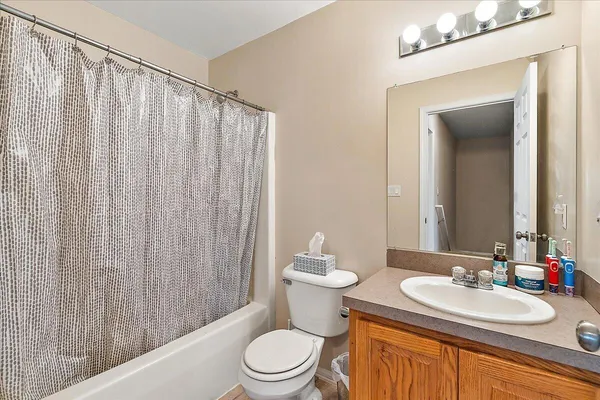 $599,900 | 12880 Jordan Meadows Northeast, Lowell, MI 49331