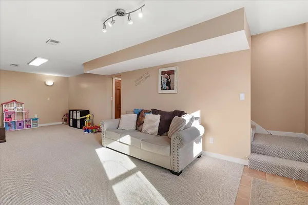 $599,900 | 12880 Jordan Meadows Northeast, Lowell, MI 49331