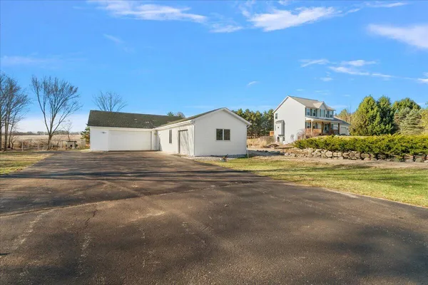 $599,900 | 12880 Jordan Meadows Northeast, Lowell, MI 49331