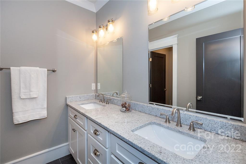 1912 Truman Road Charlotte, NC 28205 - Photo 28 of 43 Gallery Image 28