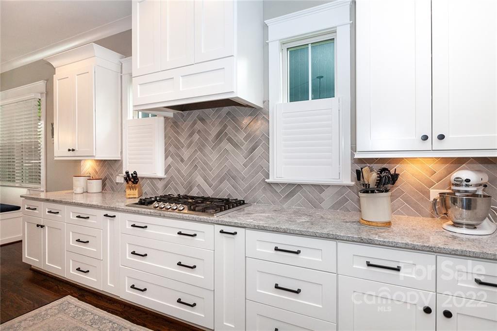 1912 Truman Road Charlotte, NC 28205 - Photo 5 of 43 Gallery Image 5