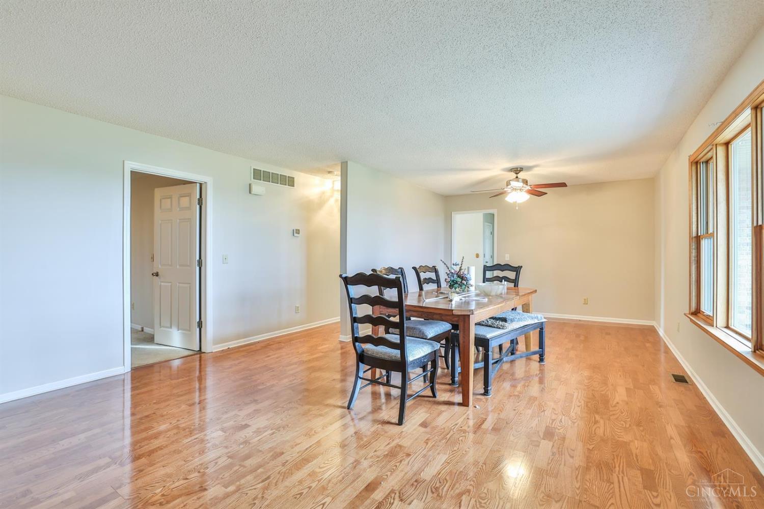 3739 Tolbert Road Trenton, OH 45067 - Photo 3 of 27 Gallery Image 3