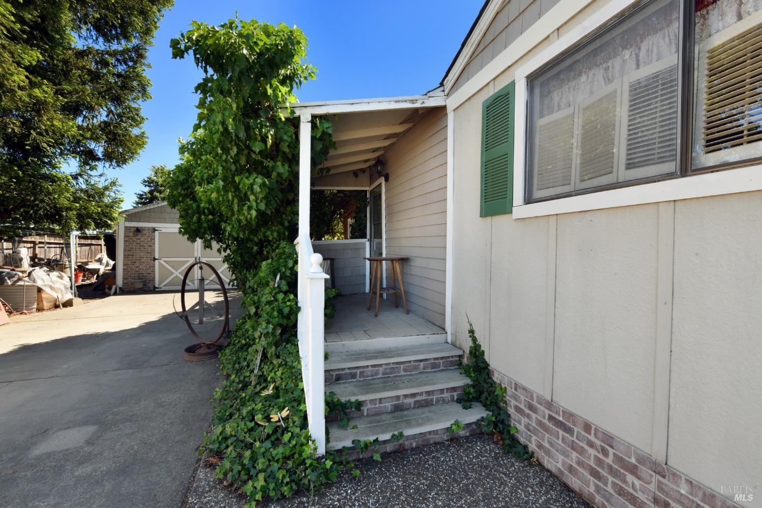 148 Millbrae Avenue Santa Rosa, CA 95407 - Photo 29 of 29 a view of a corridor