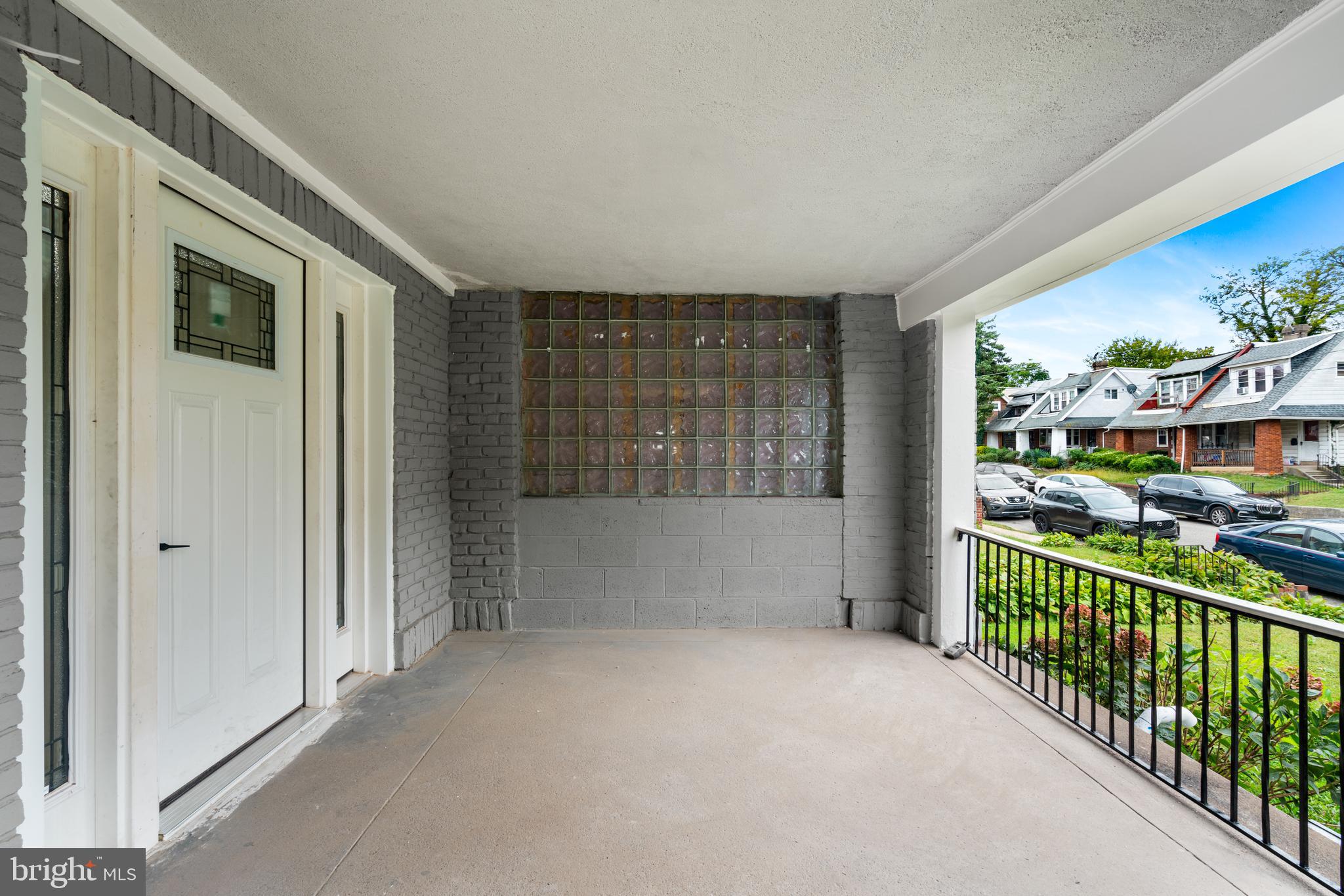 340 Vernon Road Philadelphia, PA 19119 - Photo 12 of 39 Porch at the front