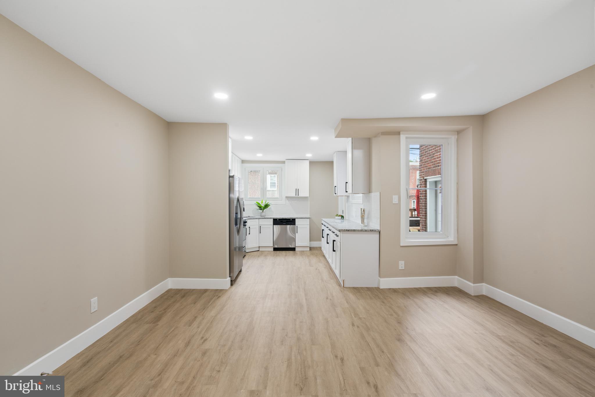 340 Vernon Road Philadelphia, PA 19119 - Photo 15 of 39 Dining area