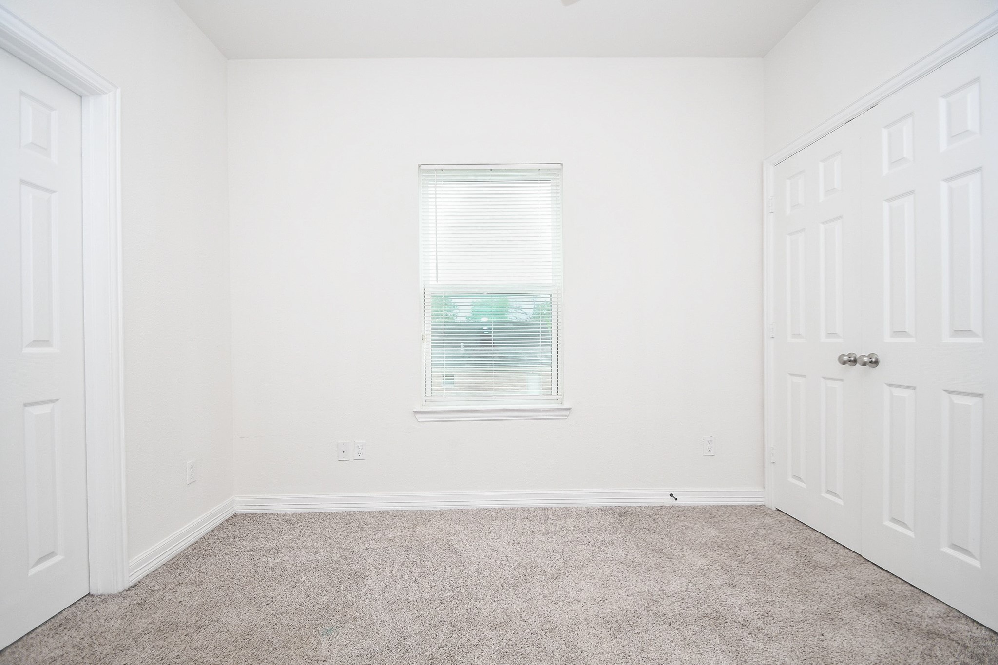 2407 Ferguson Way, Unit 1 Houston, TX 77088 - Photo 14 of 20 Secondary Bedroom