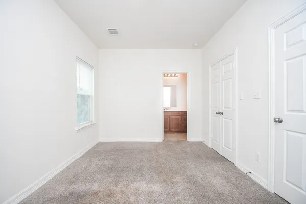 $1,699 | 2407 Ferguson Way, Houston, TX 77088