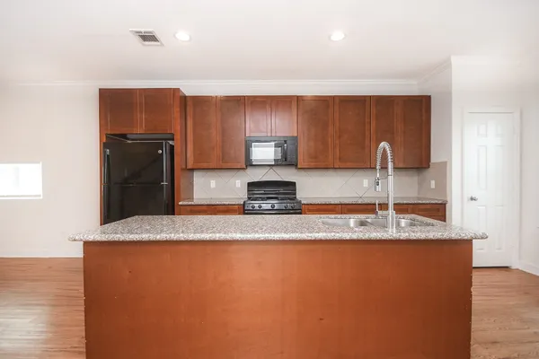 $1,699 | 2407 Ferguson Way, Houston, TX 77088