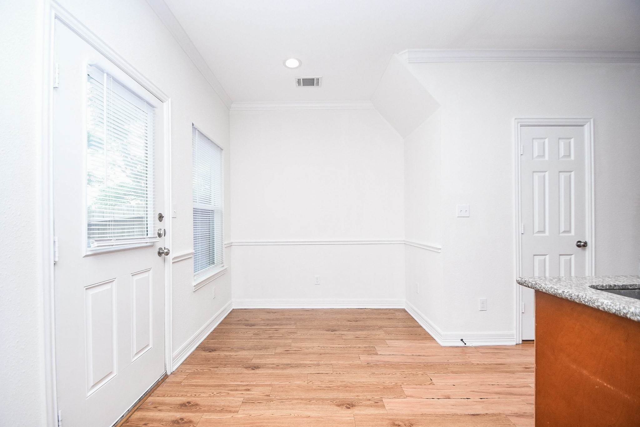 2407 Ferguson Way, Unit 1 Houston, TX 77088 - Photo 6 of 20 Dining Room
