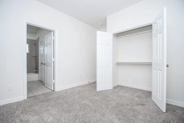 $1,699 | 2407 Ferguson Way, Houston, TX 77088